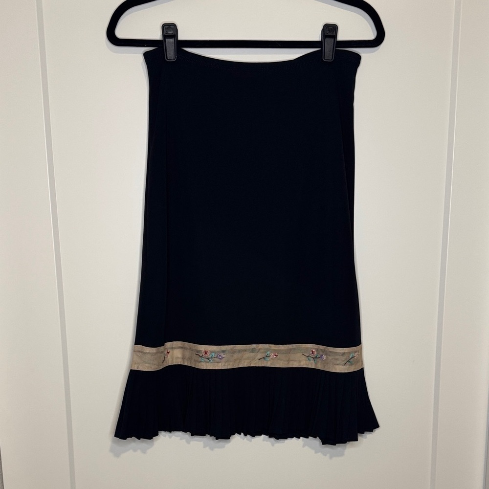 BCBG Y2K Black Skirt with Embroidered Hem